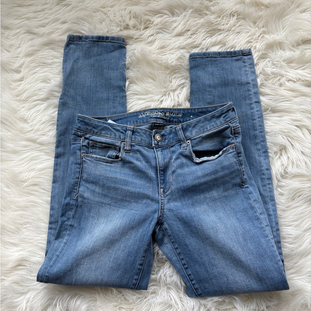 American Eagle Blue Jeans